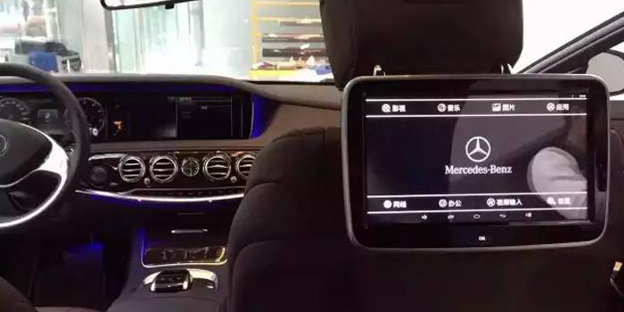 Real time filming of the installation of the new Mercedes Benz rear seat entertainment system in Aubenma